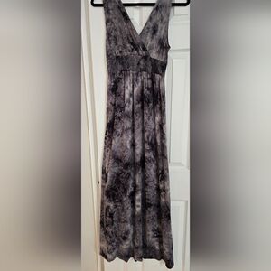 Elegant Gray Sleeveless Maxi Dress